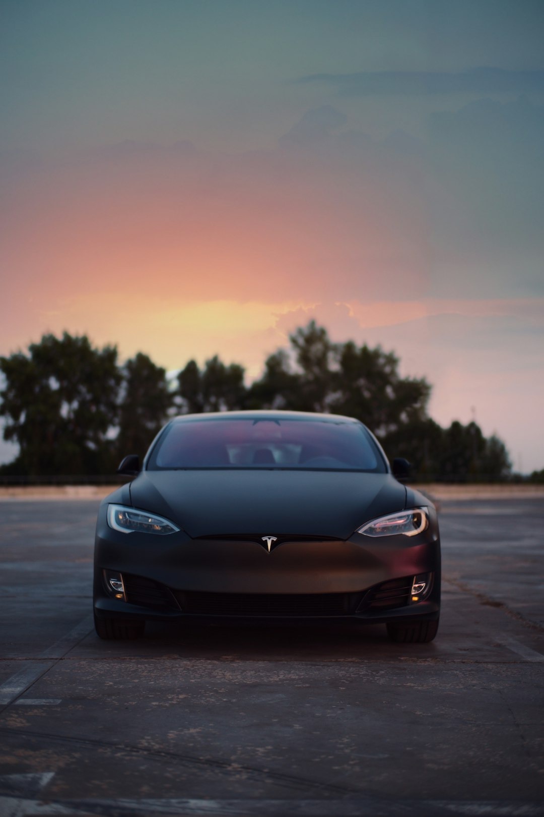 AI Steers Automotive Future: Tesla and Beyond